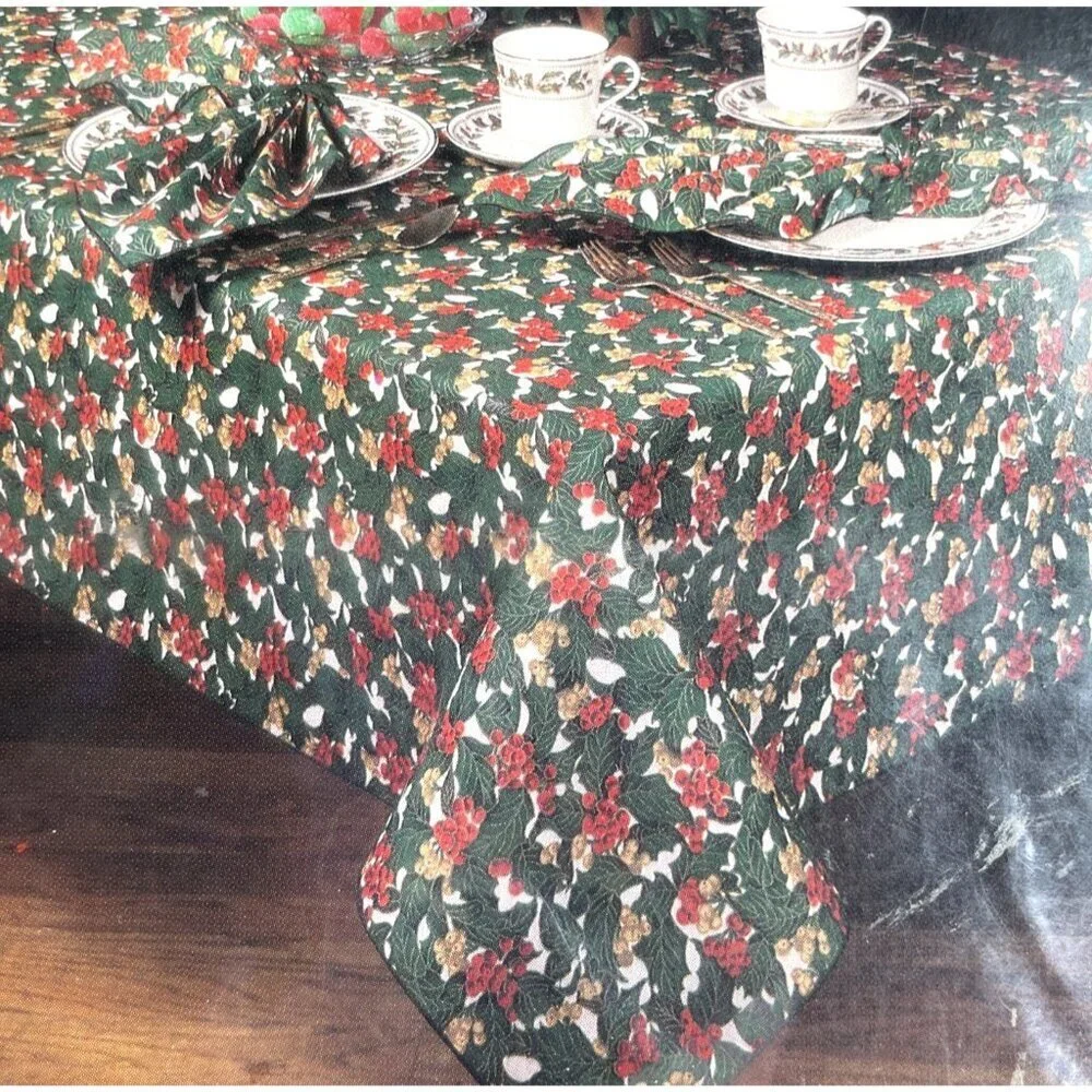 Vintage Holly Berry Christmas Print Tablecloth 52X70